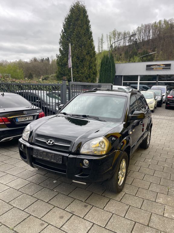Schwarz Gebraucht 2006 Hyundai Tucson GLS SUV | 4.590 € (Etwas zu teuer) - Bild 1/4