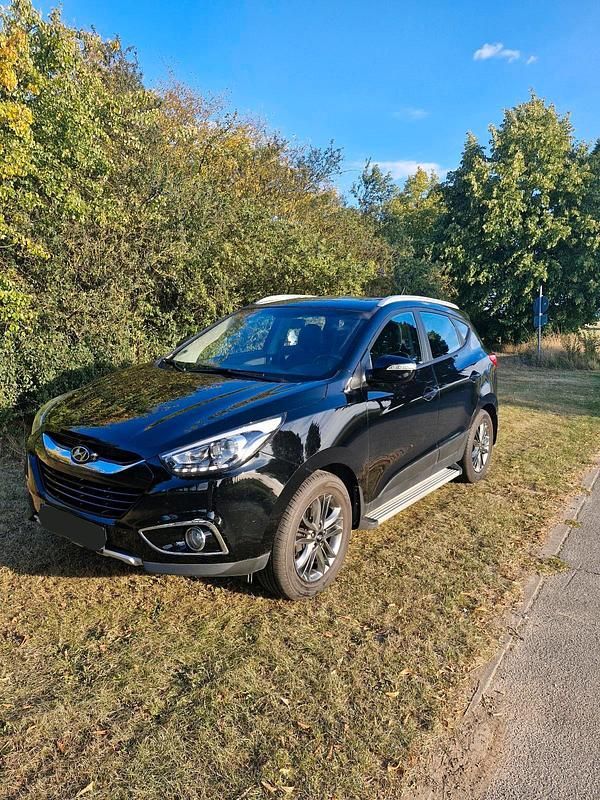 Schwarz Gebraucht 2014 Hyundai ix35 SUV | 9.200 € (Guter Preis) - Bild 1/4