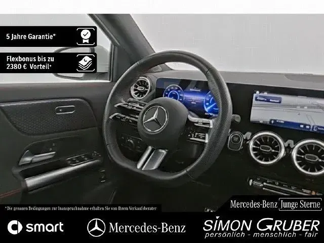 Second-hand Mercedes EQA250 AMG 139 kW (190 CP) 2025 Alb SUV
