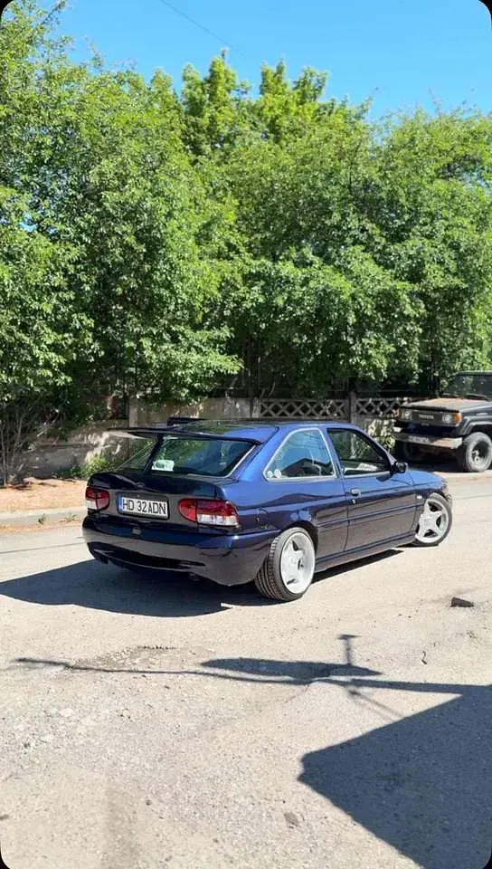 Gebraucht Ford Escort RS 150 PS (110 kW) 1997 Limousine