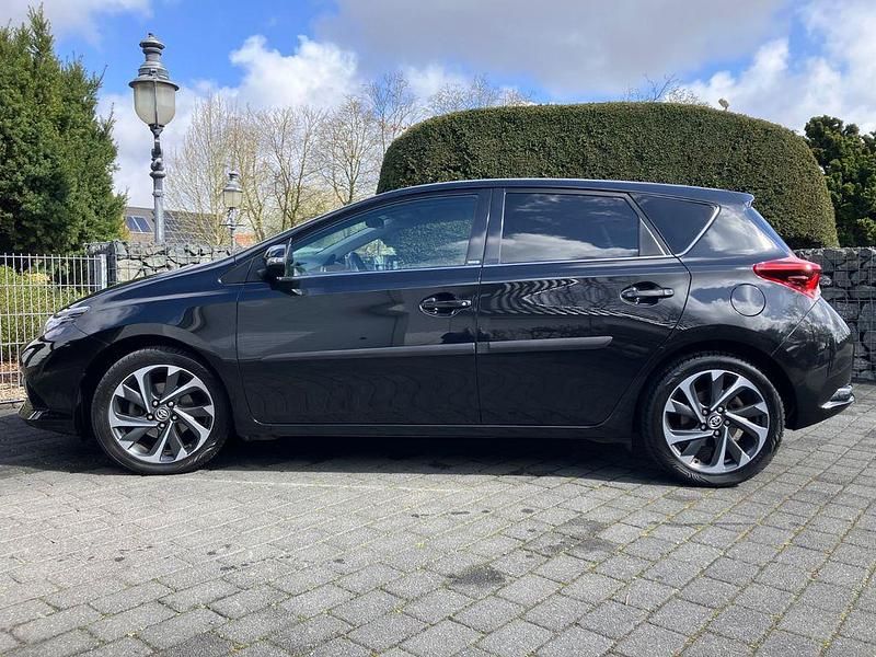 Gebraucht Toyota Auris 116 PS (85 kW) 2016 Schwarz Limousine