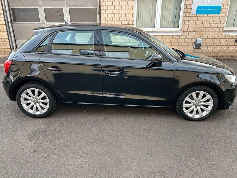 Gebraucht Audi A1 Sportback Sport 122 PS (89 kW) 2014 Schwarz Kleinwagen