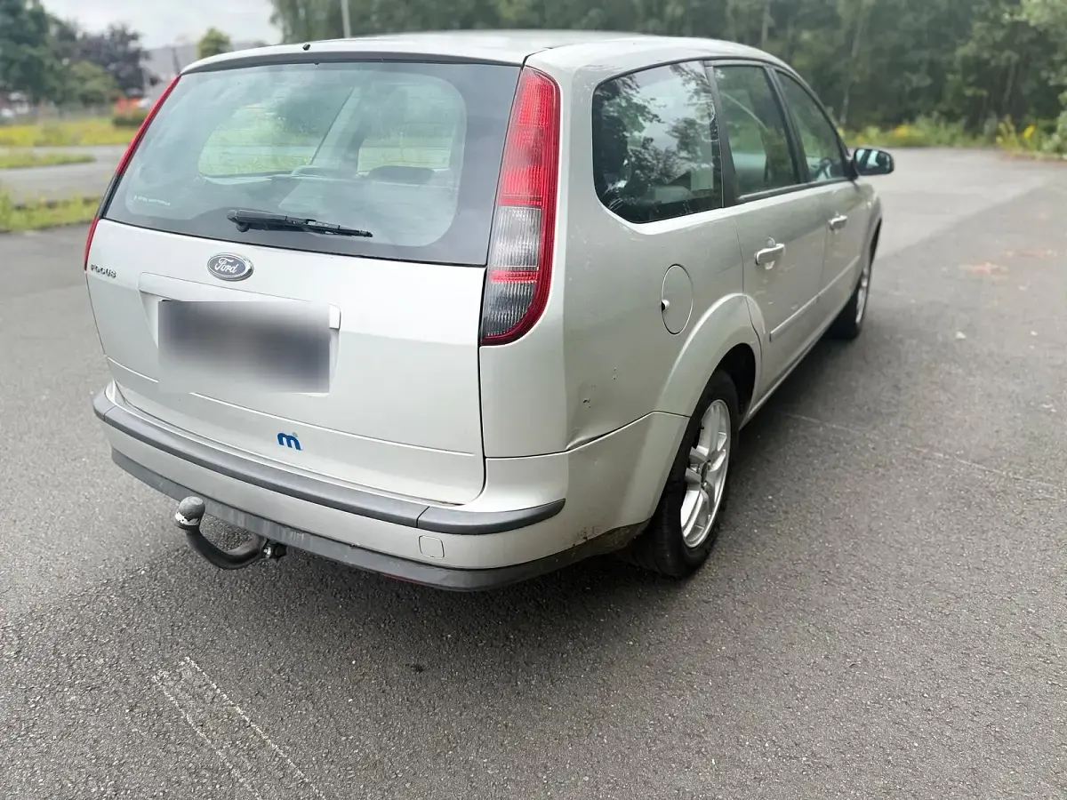 Gebraucht Ford Focus 125 PS (91 kW) 2007 Silber Kombi