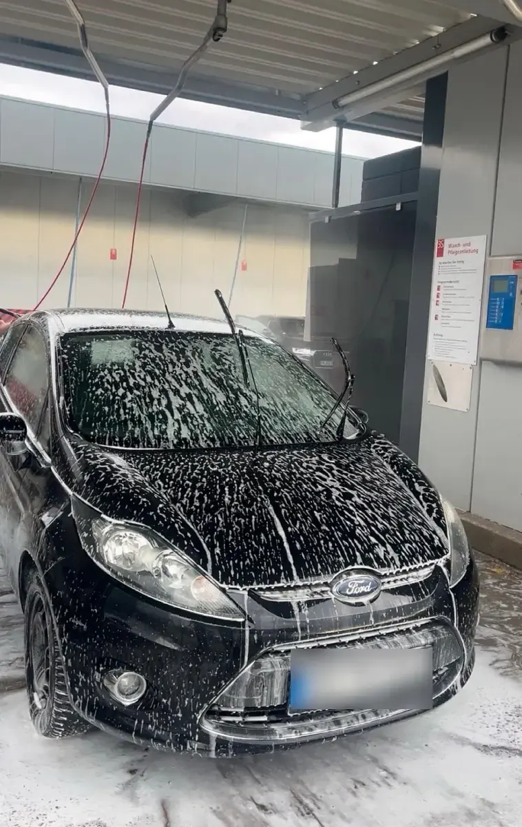 Gebraucht Ford Fiesta 82 PS (60 kW) 2011 Schwarz Kleinwagen