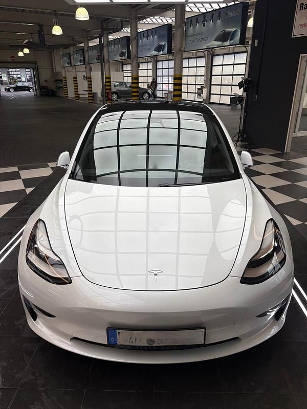 Gebraucht Tesla Model 3 366 kW (498 PS) 2020 Weiß Limousine