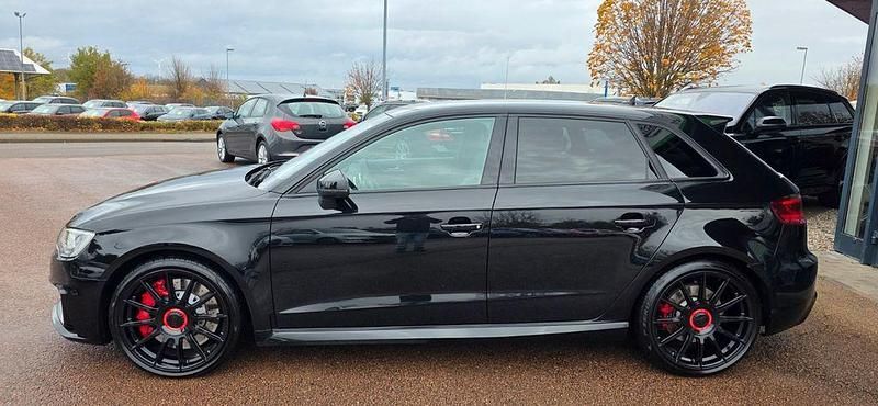 Gebraucht Audi RS3 Sport 367 PS (269 kW) 2016 Schwarz Limousine