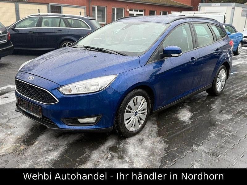 Gebraucht Ford Focus Business Edition 120 PS (88 kW) 2015 Blau Limousine
