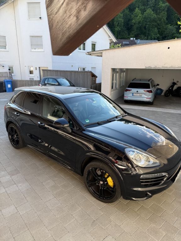 Schwarz Gebraucht 2013 Porsche Cayenne SUV | 17.390 € (Superpreis) - Bild 1/3
