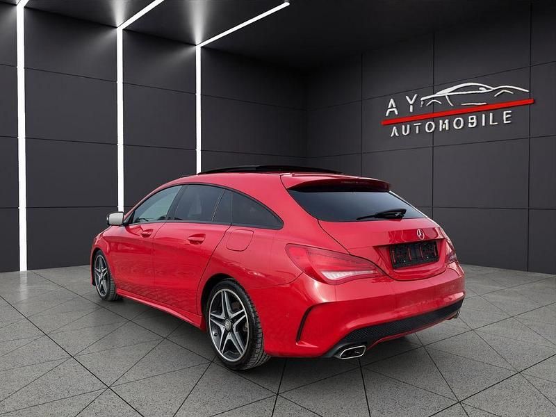 Gebraucht Mercedes CLA200 Shooting Brake AMG 156 PS (114 kW) 2015 Rot Kombi