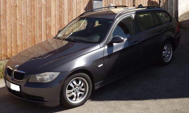 Gebraucht BMW 320 222 PS (163 kW) 2006 Grau metallic Kombi