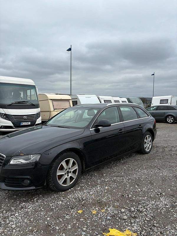 Gebraucht Audi A4 143 PS (105 kW) 2009 Schwarz Kombi