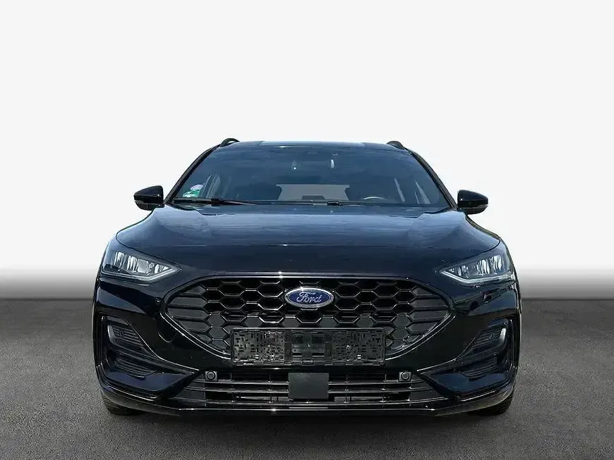 Gebraucht Ford Focus ST-Line X 155 PS (114 kW) 2024 Agate black metallic Kombi