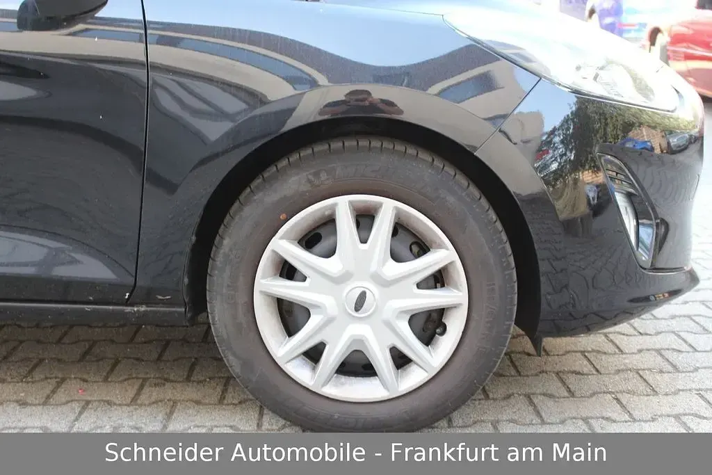 Gebraucht Ford Fiesta 86 PS (63 kW) 2018 Schwarz Kleinwagen