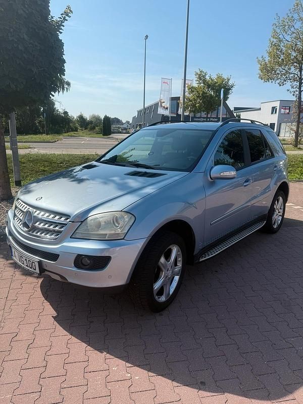Andere farben Gebraucht 2005 Mercedes ML280 SUV | 6.500 € (Teuer) - Bild 1/4