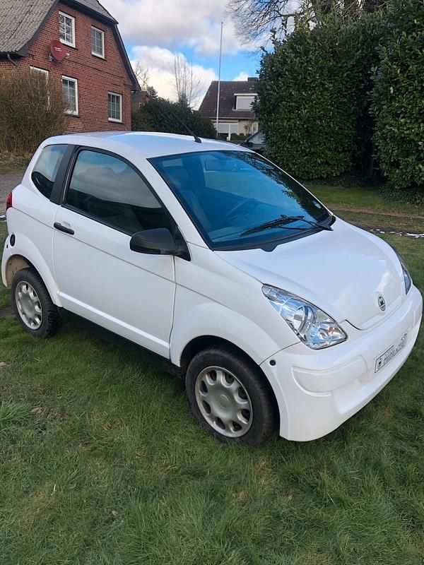 Weiß Gebraucht 2014 Aixam Minauto Kleinwagen | 7.500 € - Bild 1/4