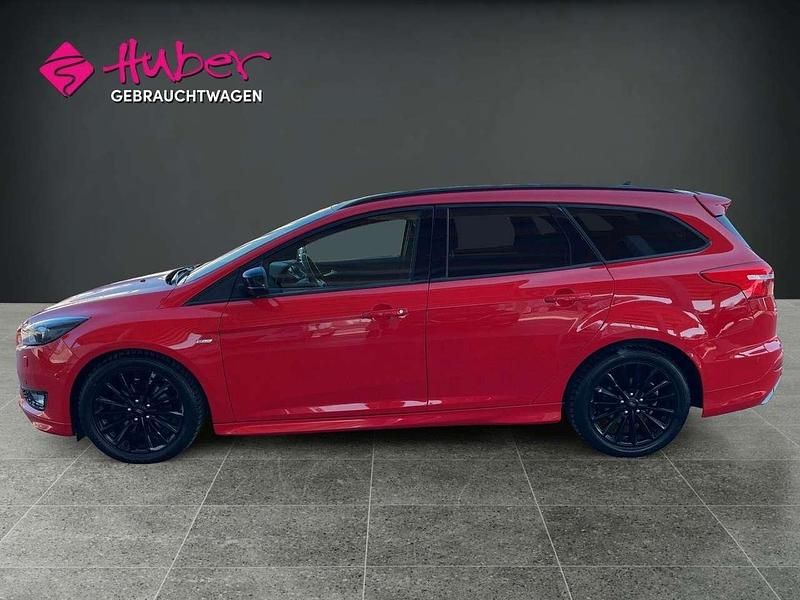 Gebraucht Ford Focus ST-Line 182 PS (133 kW) 2018 Rot Kombi