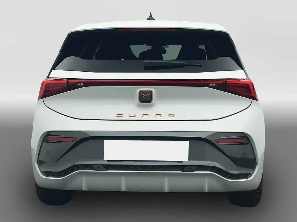Usata Cupra Born 169 kW (231 CV) 2025 Bianco Utilitaria