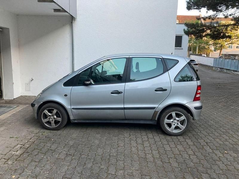 Gebraucht 2003 Mercedes 170 Kleinwagen | 3.800 € - Bild 1/4