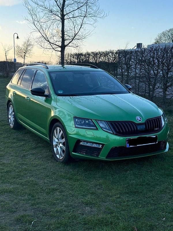 Second-hand Skoda Octavia RS 184 CP (135 kW) 2018 Verde Break