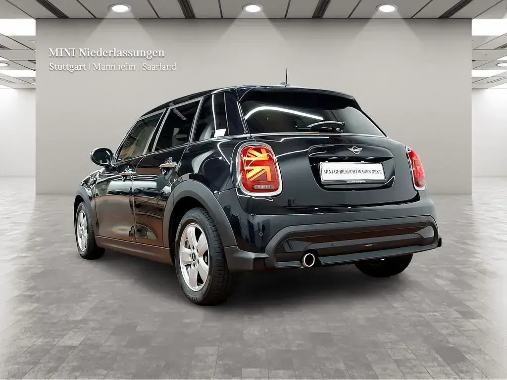 Gebraucht Mini Cooper 136 PS (100 kW) 2023 Schwarz Kleinwagen