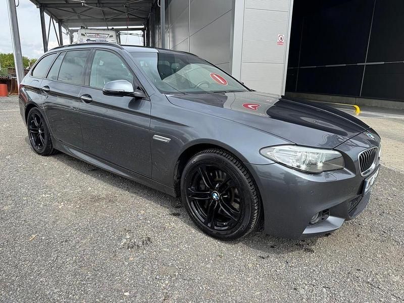 Grau Gebraucht 2016 BMW 530 M Sport Kombi | 13.850 € (Superpreis) - Bild 1/4