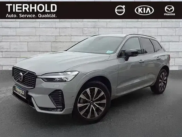 Gebraucht Volvo XC60 Plus 197 PS (144 kW) 2024 Vapour grey / metallic SUV