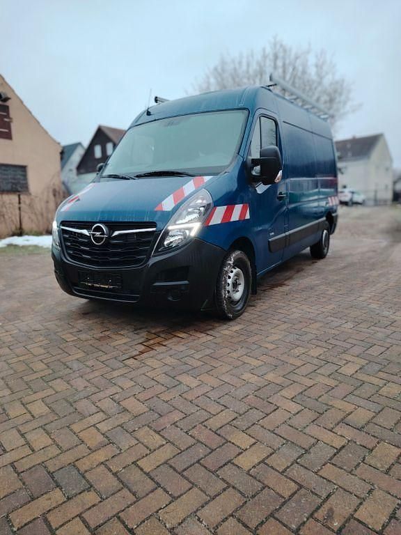 Blau Gebraucht 2021 Opel Movano Limousine | 15.990 € - Bild 1/4