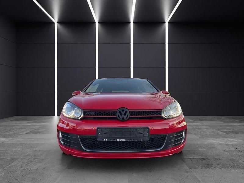 Gebraucht VW Golf VI GTI 211 PS (155 kW) 2012 Tornadorot Kleinwagen