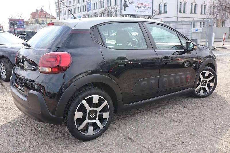 Gebraucht Citroën C3 82 PS (60 kW) 2018 Schwarz Kleinwagen