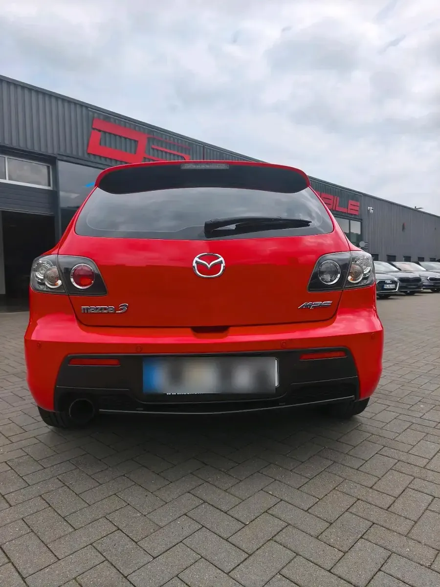 Gebraucht Mazda 3 260 PS (191 kW) 2009 Rot Limousine