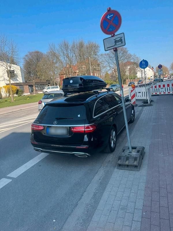 Second-hand Mercedes E250 211 CP (155 kW) 2017 Negru Break