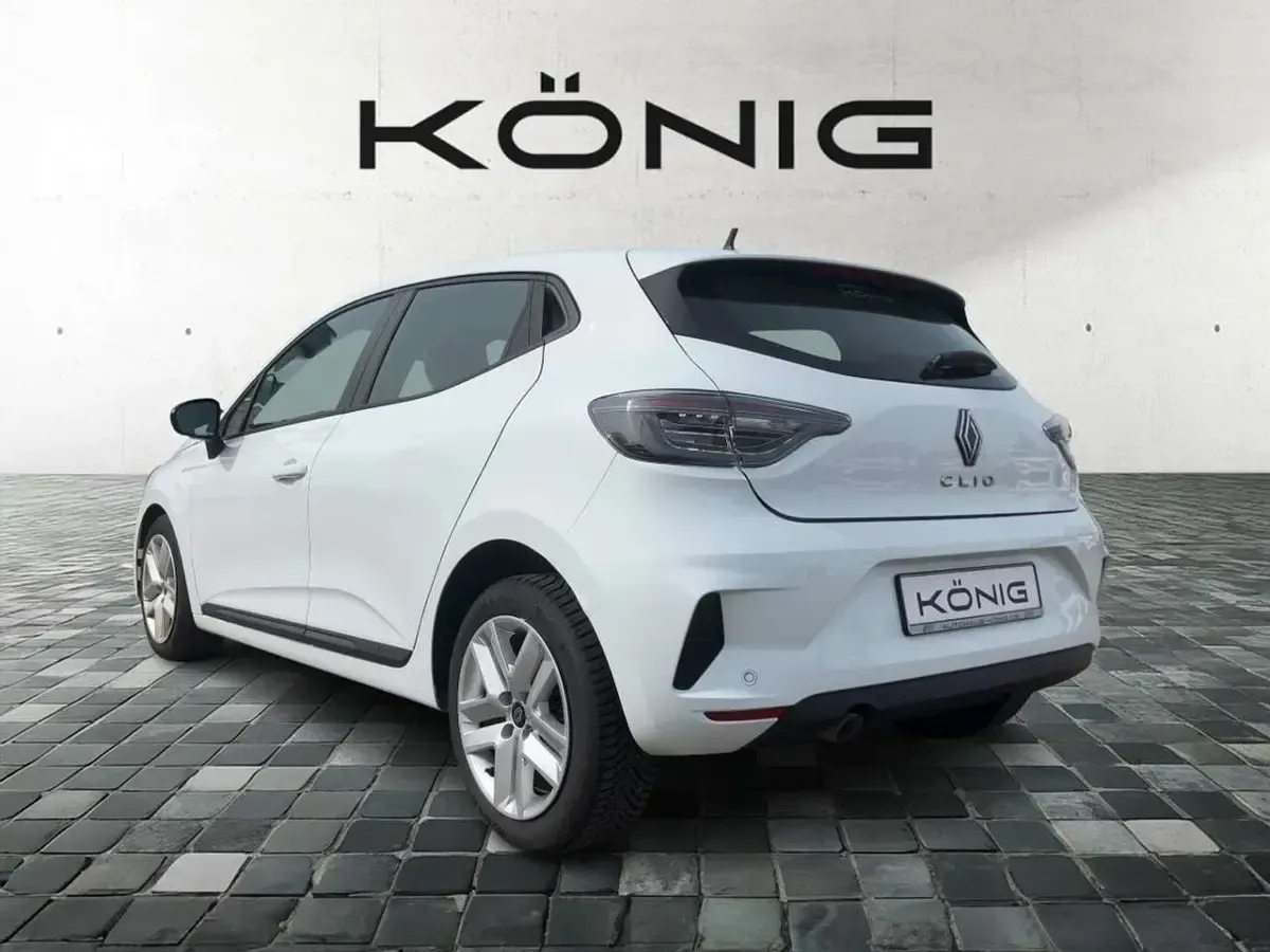 Gebraucht Renault Clio V Evolution 67 PS (49 kW) 2023 Weiß Limousine