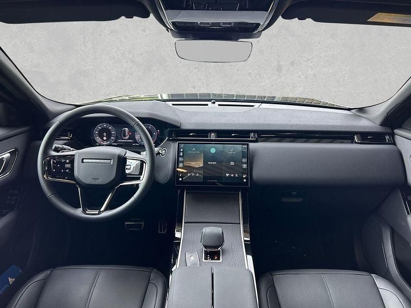 Gebraucht Land Rover Range Rover Velar SE Dynamic 300 PS (220 kW) 2024 Santorini black SUV