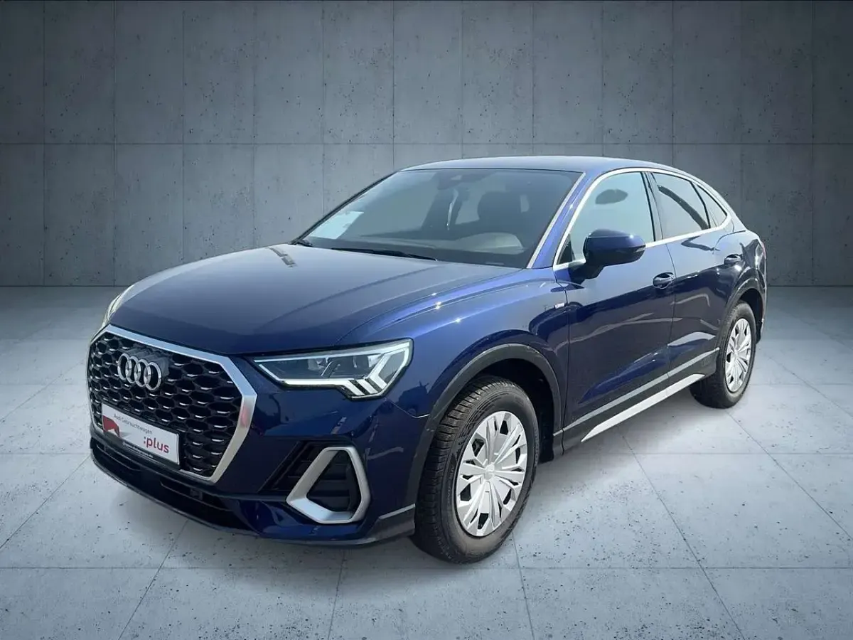 Gebraucht Audi Q3 Sportback S-Line 150 PS (110 kW) 2025 Blau SUV