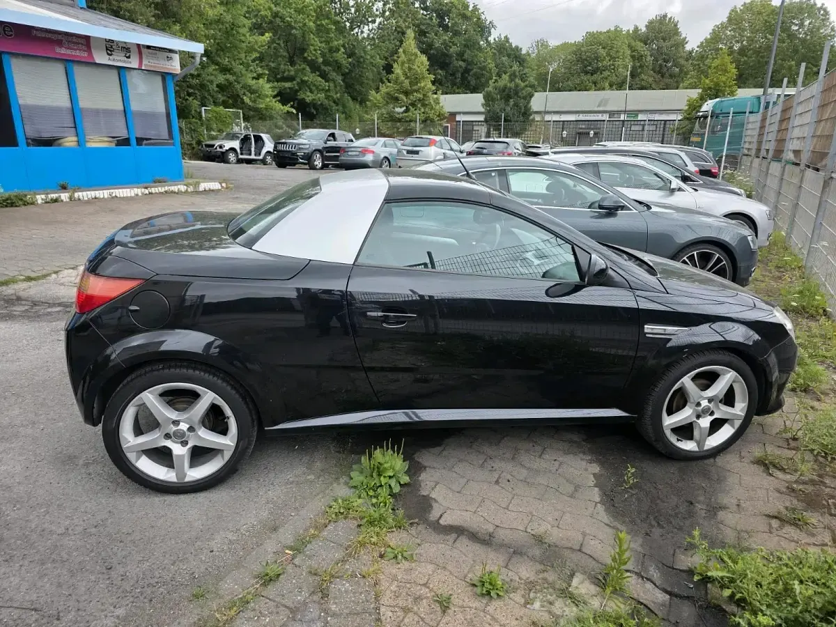 Gebraucht Opel Tigra 90 PS (66 kW) 2005 Schwarz Cabrio