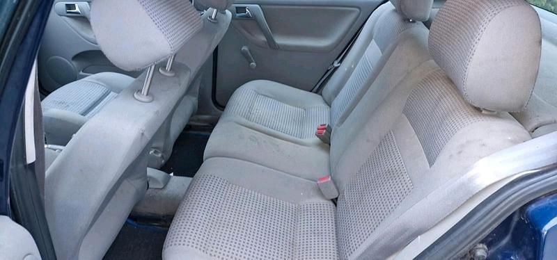 Gebraucht VW Polo 75 PS (55 kW) 2001 Blau Kleinwagen