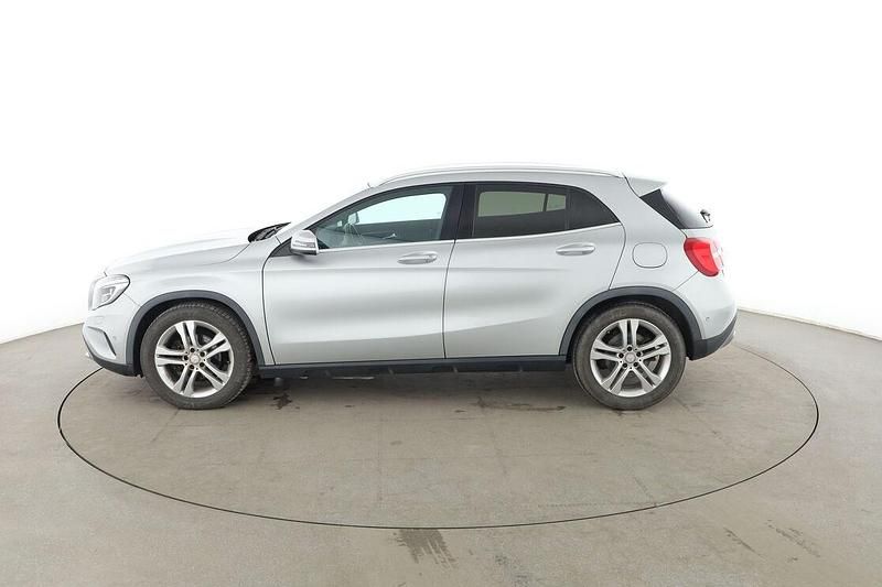 Gebraucht Mercedes GLA180 Urban 122 PS (89 kW) 2017 Silber SUV