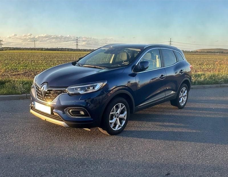 Blau Gebraucht 2019 Renault Kadjar Intens SUV | 16.100 € (Guter Preis) - Bild 1/4