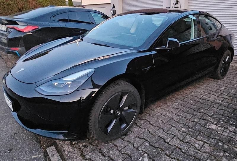 Gebraucht Tesla Model 3 RWD 239 kW (325 PS) 2022 Schwarz Limousine