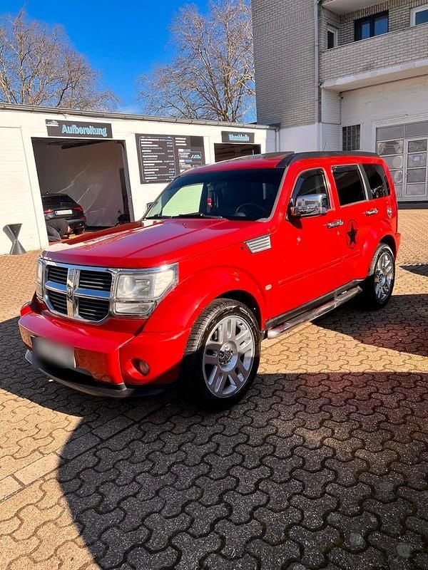 Gebraucht Dodge Nitro 177 PS (130 kW) 2007 Rot SUV