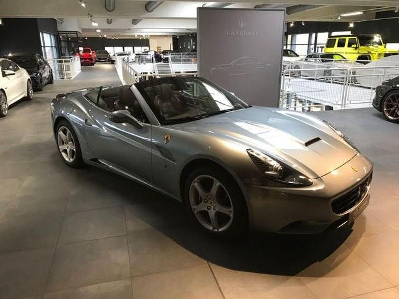 Gebraucht Ferrari California 460 PS (338 kW) 2009 Grau Cabrio