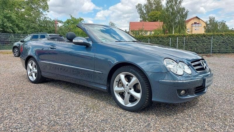 Grau Gebraucht 2005 Mercedes CLK200 Avantgarde Cabrio | 5.500 € (Superpreis) - Bild 1/4