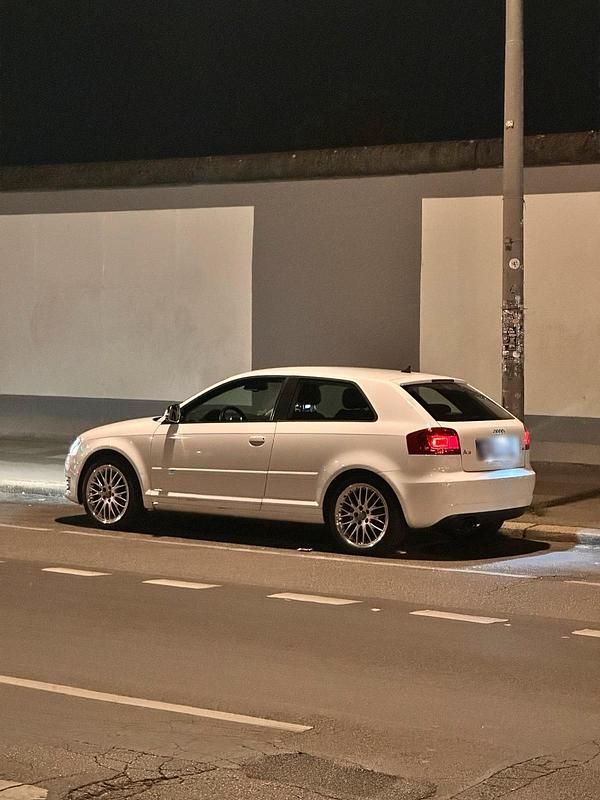 Gebraucht Audi A3 S-Line 125 PS (91 kW) 2008 Weiß Kleinwagen