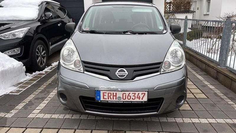 Gebraucht Nissan Note Visia 88 PS (64 kW) 2012 Grau Kleinwagen