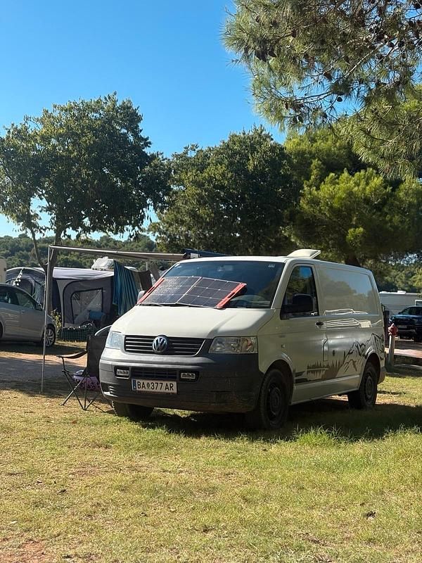 Weiß Gebraucht 2004 VW T5 Van | 11.000 € - Bild 1/4