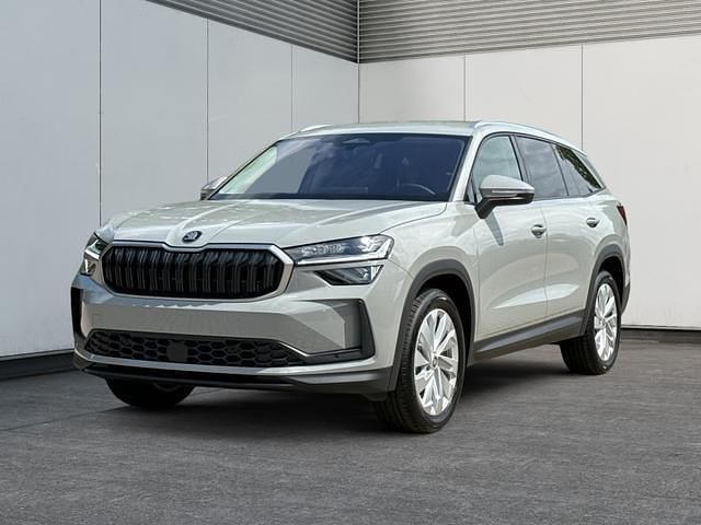 Stahlgrau/grau Neu 2025 Skoda Kodiaq Selection SUV | 44.730 € (Guter Preis) - Bild 1/4