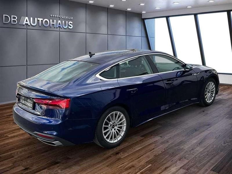 Gebraucht Audi A5 150 PS (110 kW) 2023 Navarrablau metallic Coupé