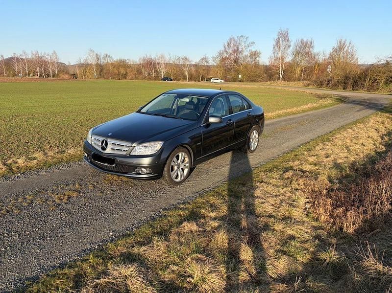 Gebraucht Mercedes C180 Avantgarde 156 PS (114 kW) 2010 Grau Limousine