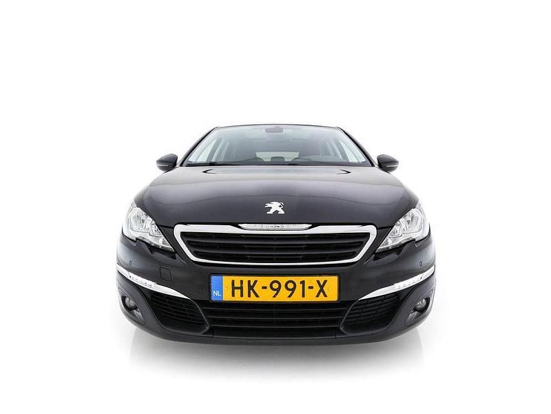 Gebraucht Peugeot 308 120 PS (88 kW) 2015 Schwarz Limousine