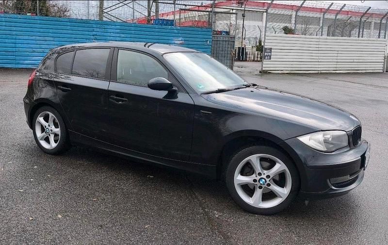 Gebraucht BMW 116 116 PS (85 kW) 2007 Schwarz Kleinwagen